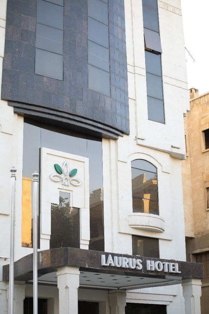 Laurus Hotel - More photos background