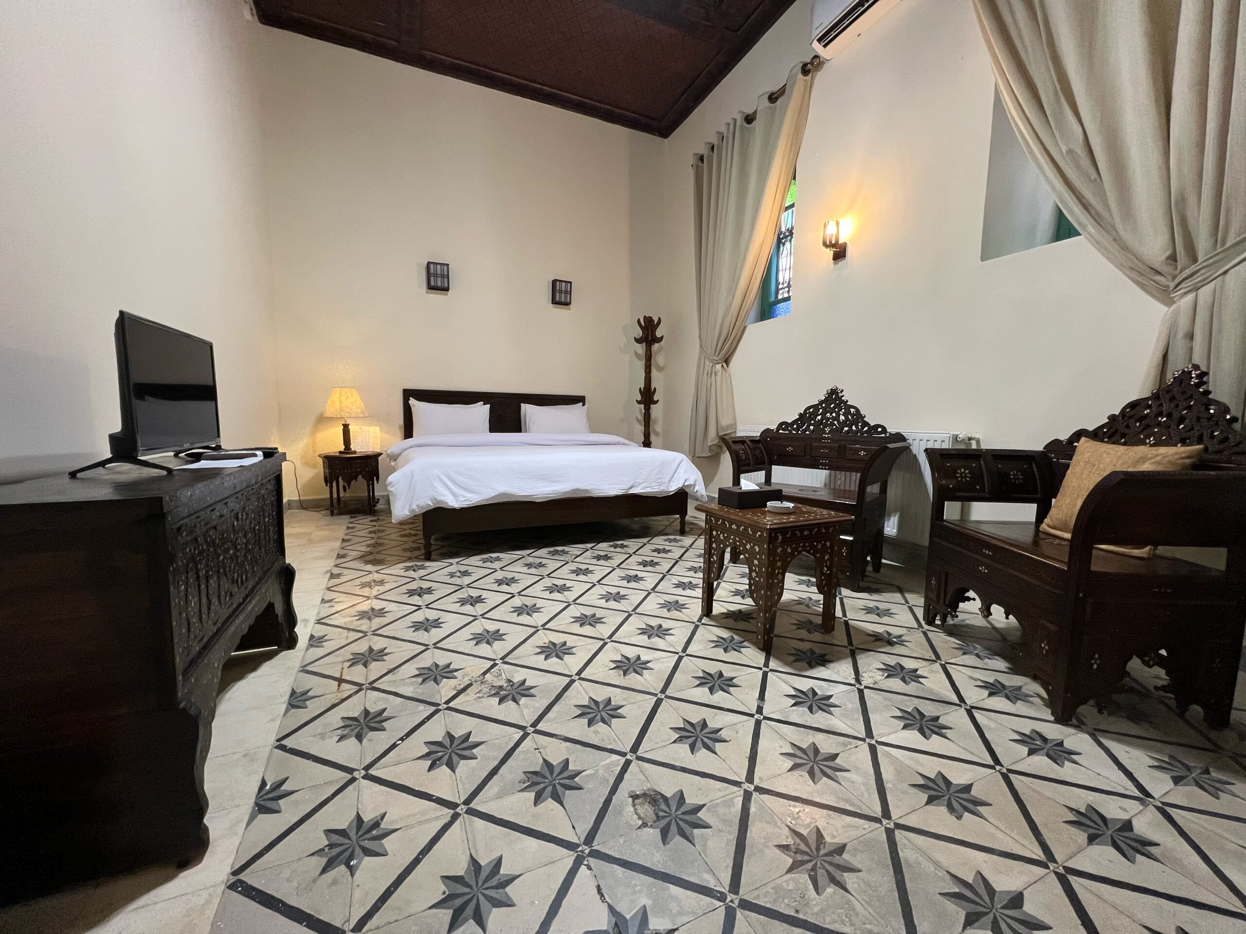 Double Room - 1