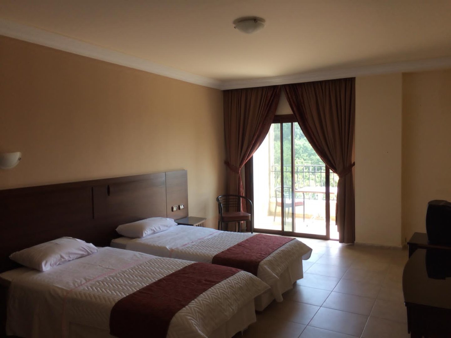 Suite - 1