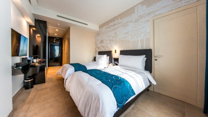 Deluxe Room - 1