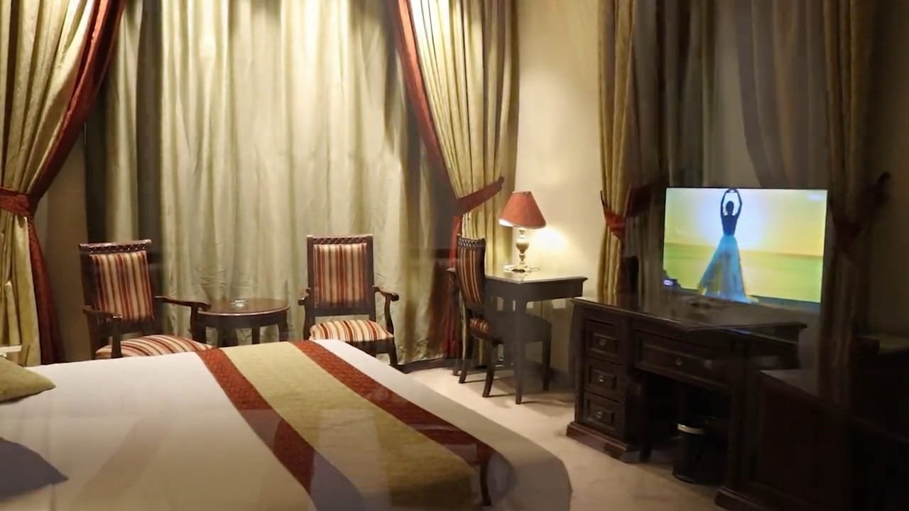 Suite - 1