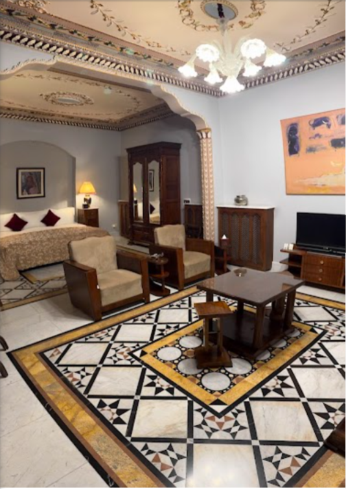 Executive Suite - 1