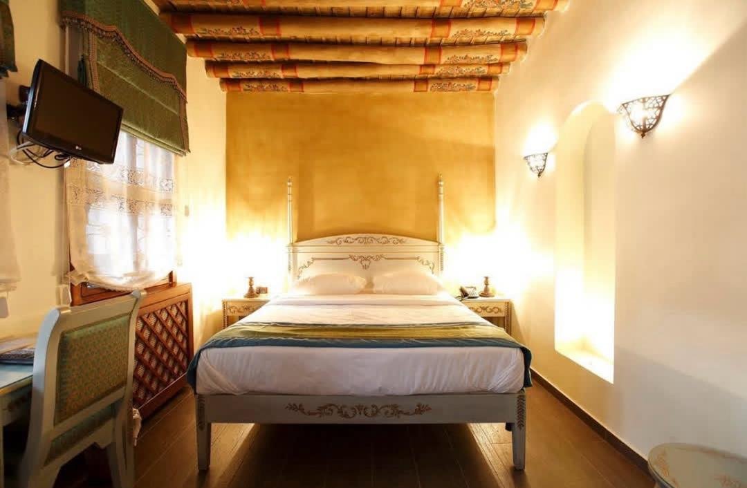 Single Room - 1