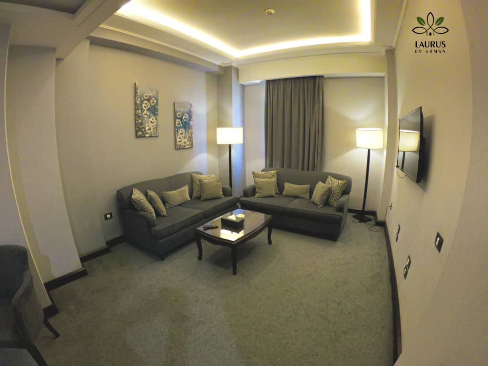Deluxe suite - 1