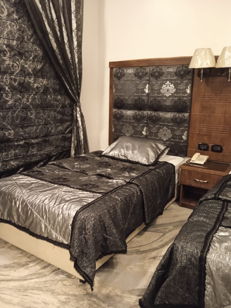 Deluxe suite - 1